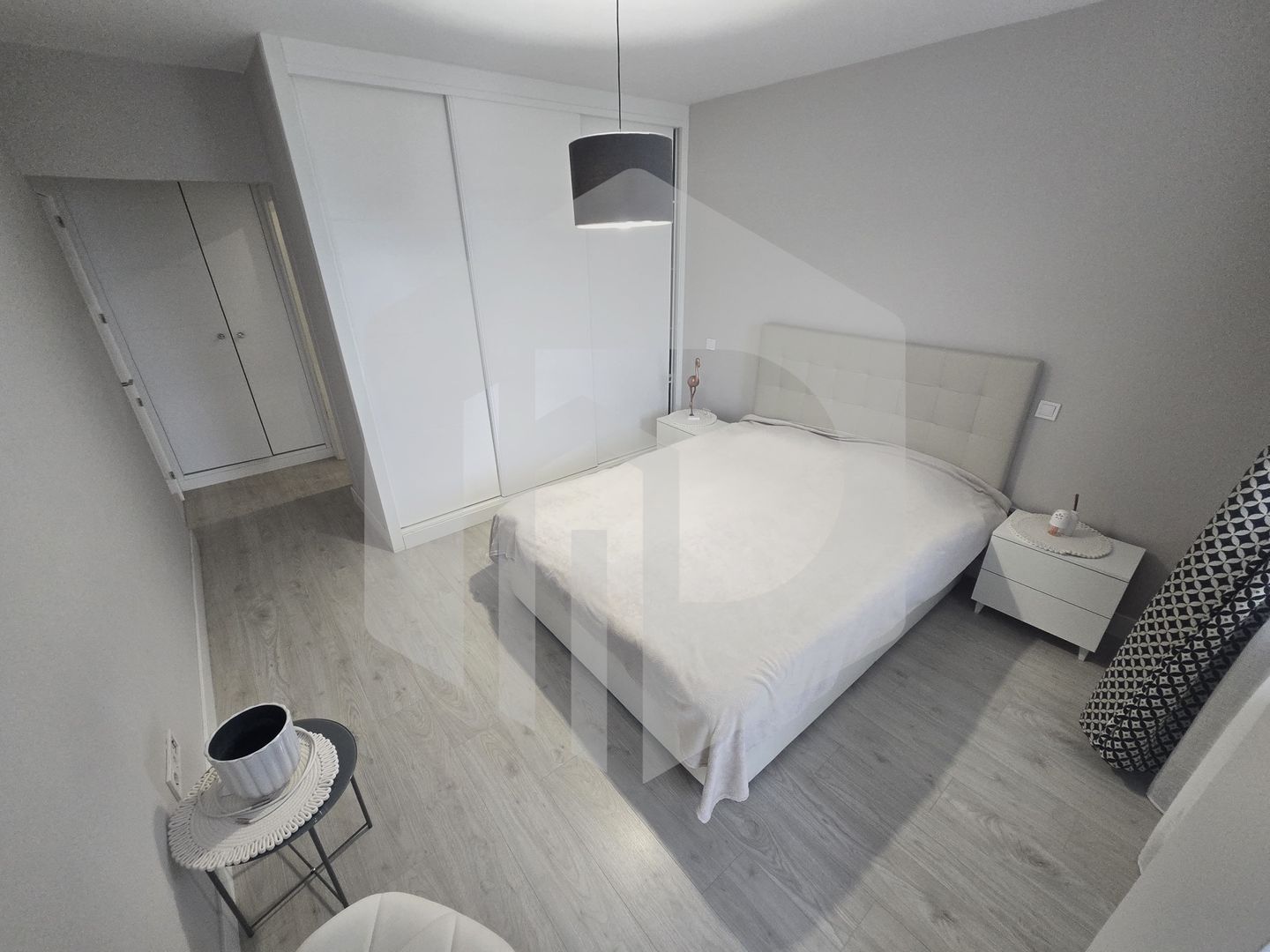 Apartament 3 camere 76 mpu Parcare Subterana 2 balcoane - Poză 4