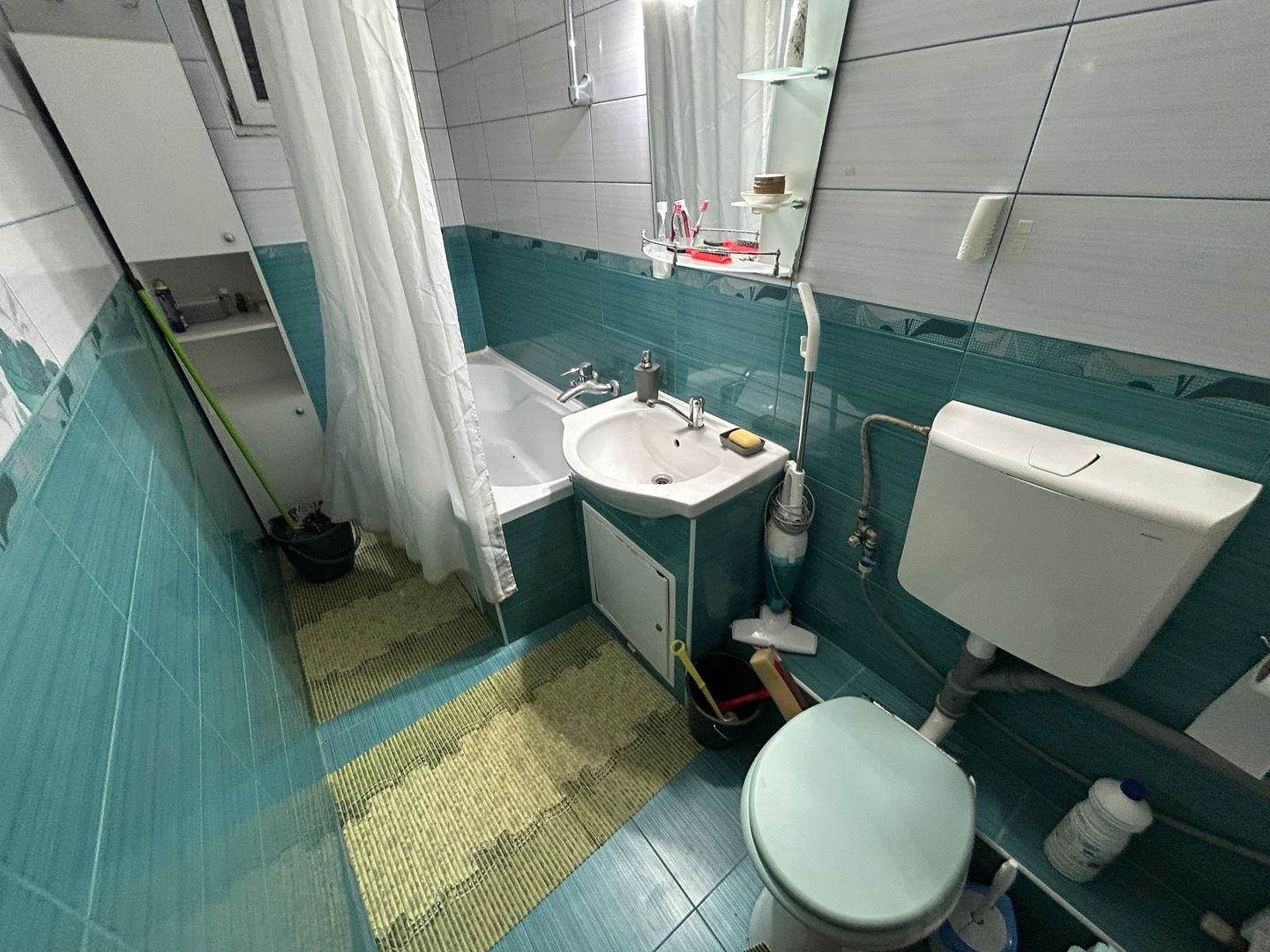 Apartament 2 camere, decomandat - zona Cetate - Poză 7