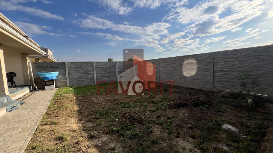 Duplex 5 camere despartit prin garaj | Giroc - Poză 17