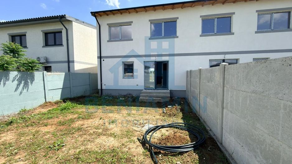 Casa moderna Parter plus Etaj - Zona Damila - Poză 14