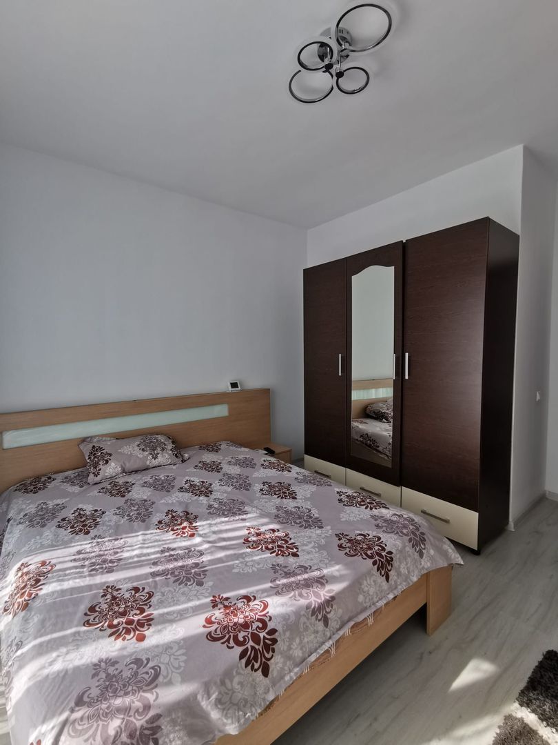 Inchiriere 2 camere mobilat -utilat  - parcare demisol - Poză 9