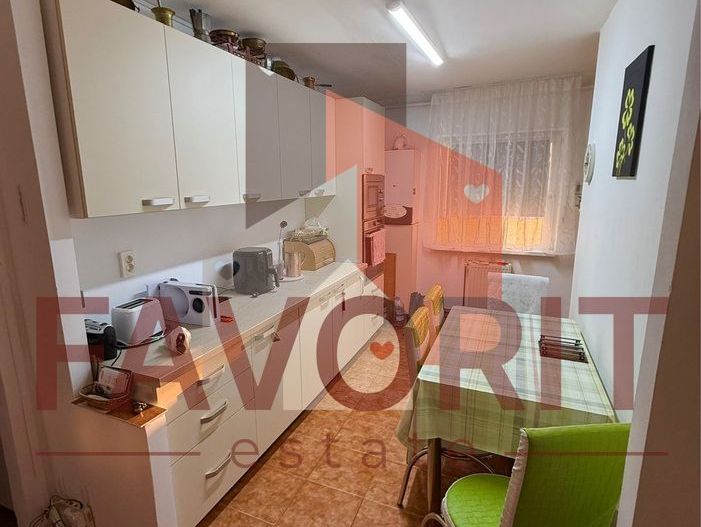 Etaj 2. Cu centrala proprie. Zona Bucovina - Poză 3