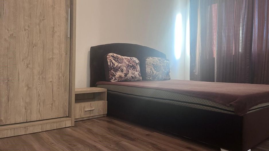Decomandat! Inchiriere apartament cu 3 camere in Targoviste- micro 4! - Poză 4