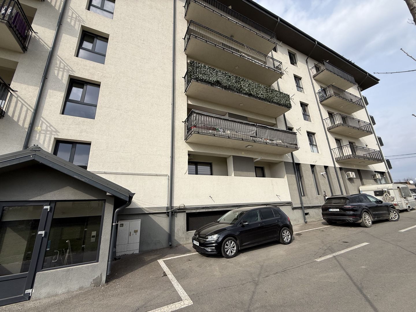 Ap 3 camere 94 mp - terasa 16 mp -loc parcare- bloc nou 2021 - Poză 21