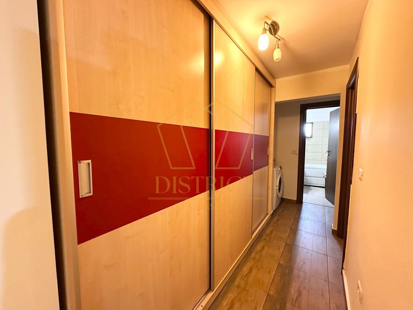 Apartament spatios cu 3 camere | Calea Sagului - Poză 15
