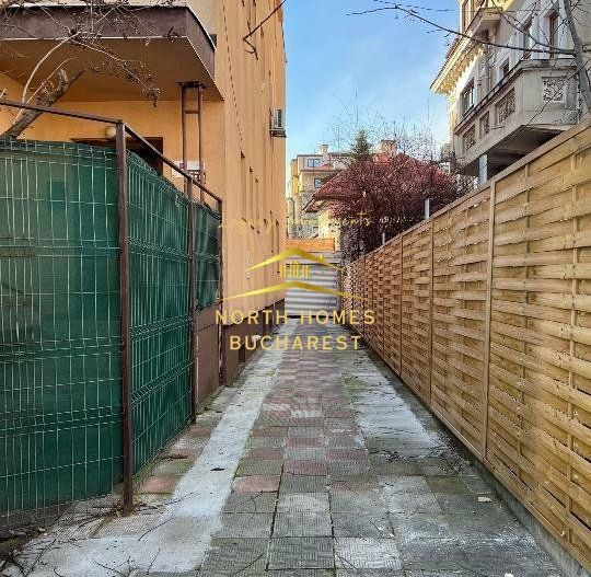 Vila tip Duplex zona Aviatorilor -POTENTIAL INVESTITIONAL - Poză 16