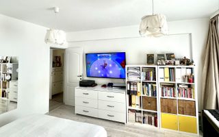 AP. 2 CAMERE BLOC NOU - CENTRALA PROPRIE, PET-FRIENDLY, METROU 5 MIN - Poză 2