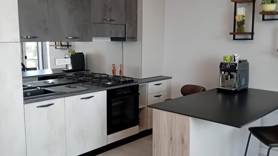 2 camere, vedere superbă la lac, bloc nou 2022 - Poză 6