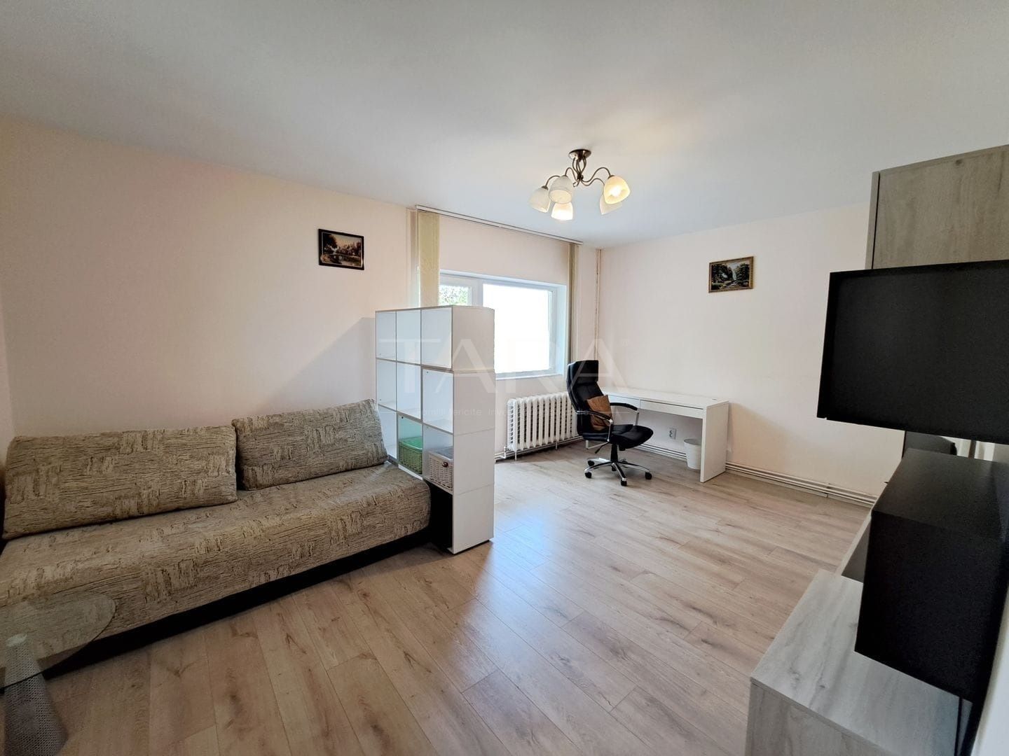 Apartament cu 4 camere decomandat în cartierul Zorilor, Cluj-Napoca - Poză 1