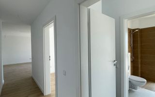 Apartament de vanzare - 3 camere + terasă 300 mp | Calea Moldovei - Poză 7