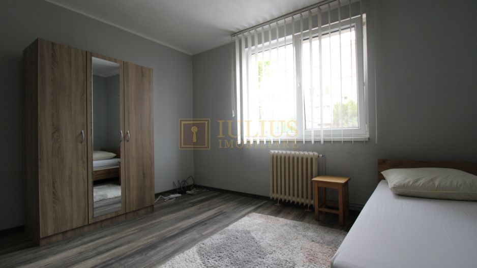 3 camere, curte comuna, centrala proprie. - Poză 9