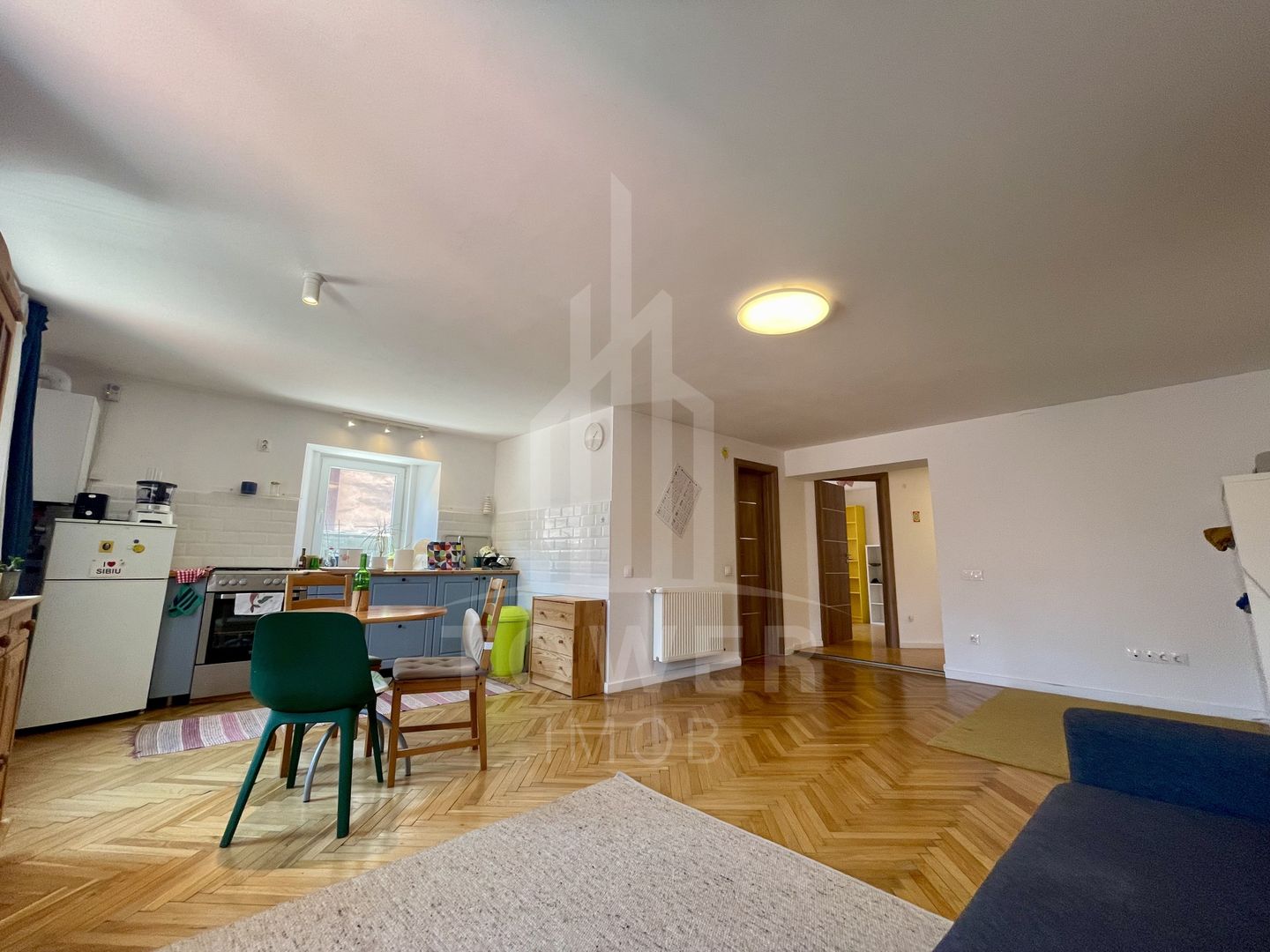 Apartament ultracentral cu suprafata de 66mp utili - Poză 1
