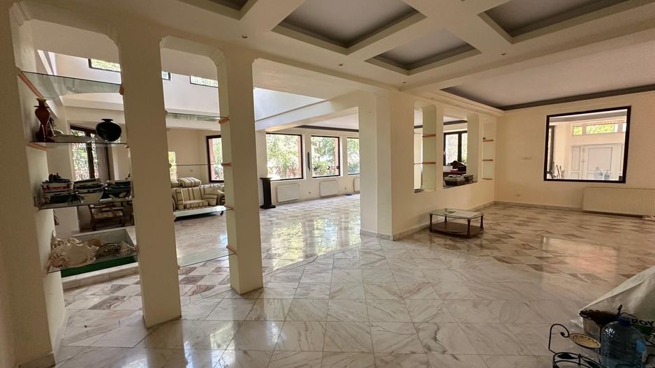 Pipera,  vilă P+1E+M, suprafata teren 2500 mp - Poză 6