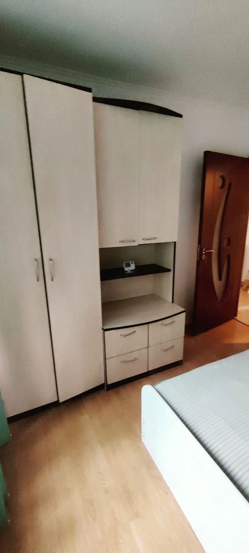 BRASADAS vinde ap 2 cam etaj 4/4. - Poză 2