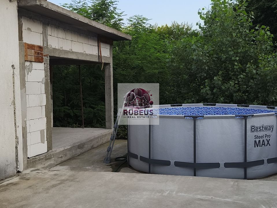 Refugiul la marginea pădurii in Orșova, pe malul Dunării - Poză 24