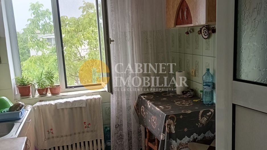 1050 Euro/MP - 3 camere SD - Zona Podu Ros - Poză 5