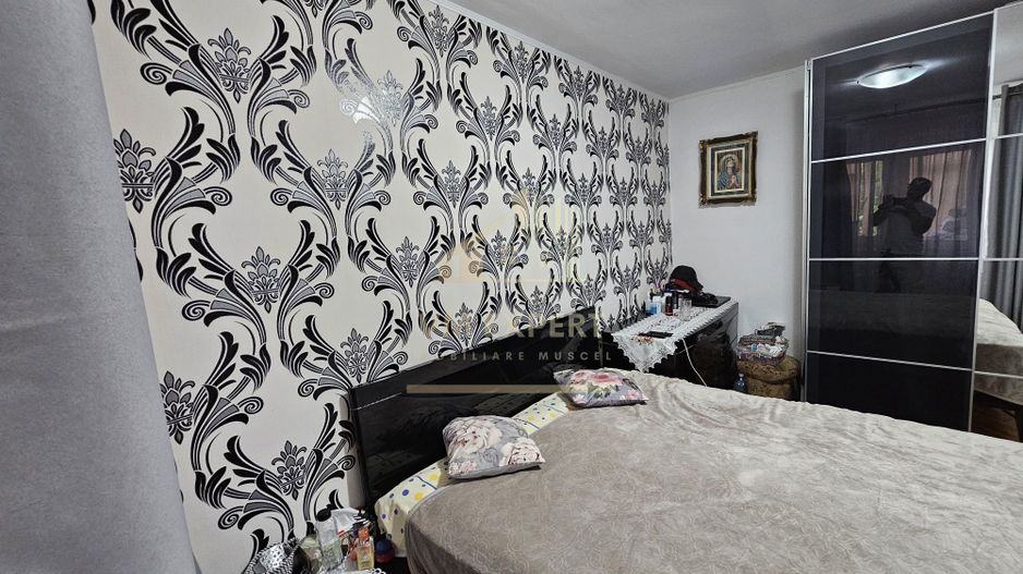 APARTAMENT 2 CAMERE CAMPULUNG, ETAJ 2 - Poză 5