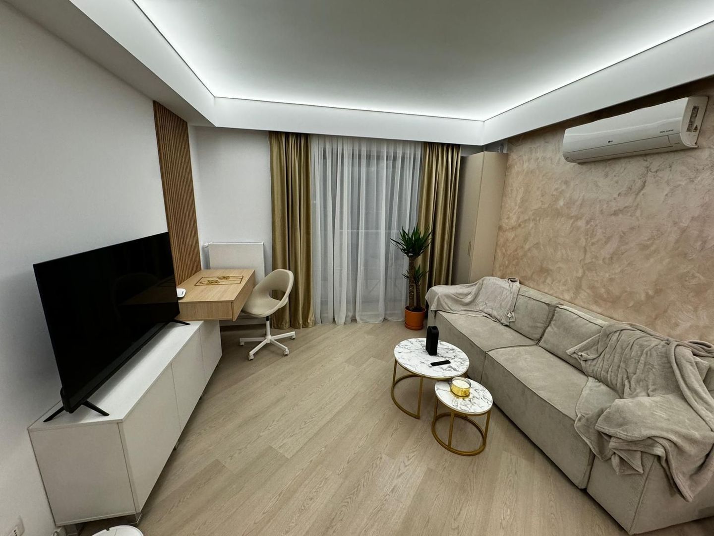 Apartament 2 camere de inchiriat Pipera Aviatiei Cortina North - Poză 2