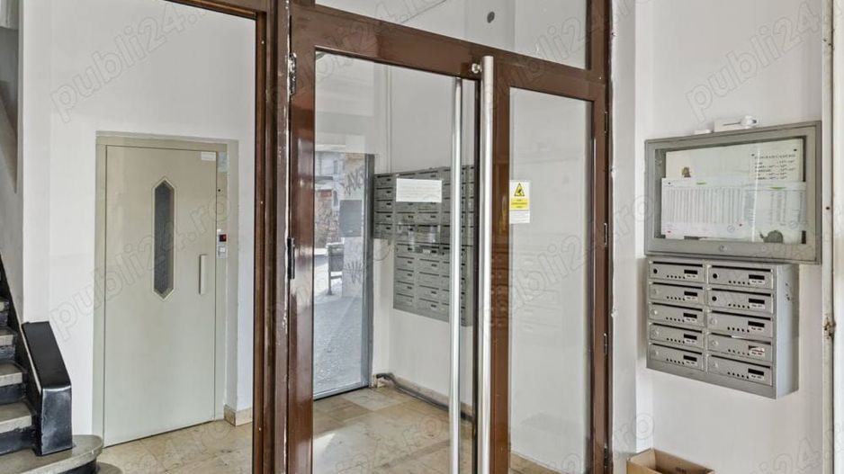 Studio Piata Romana, renovat complet, vedere panoramică dublă - Poză 12