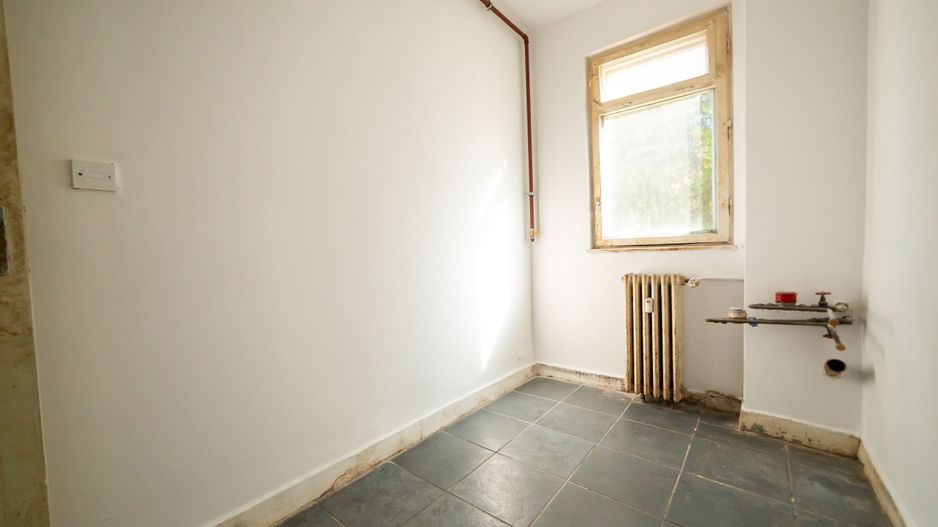 VANDUT! Apartament 2 camere etaj 1 - Aurel Vlaicu Comision 0% - Poză 3