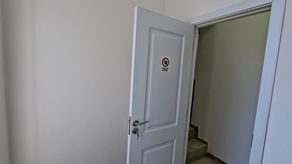 Spațiu pretabil birourii,farmacie,etc - Poză 7