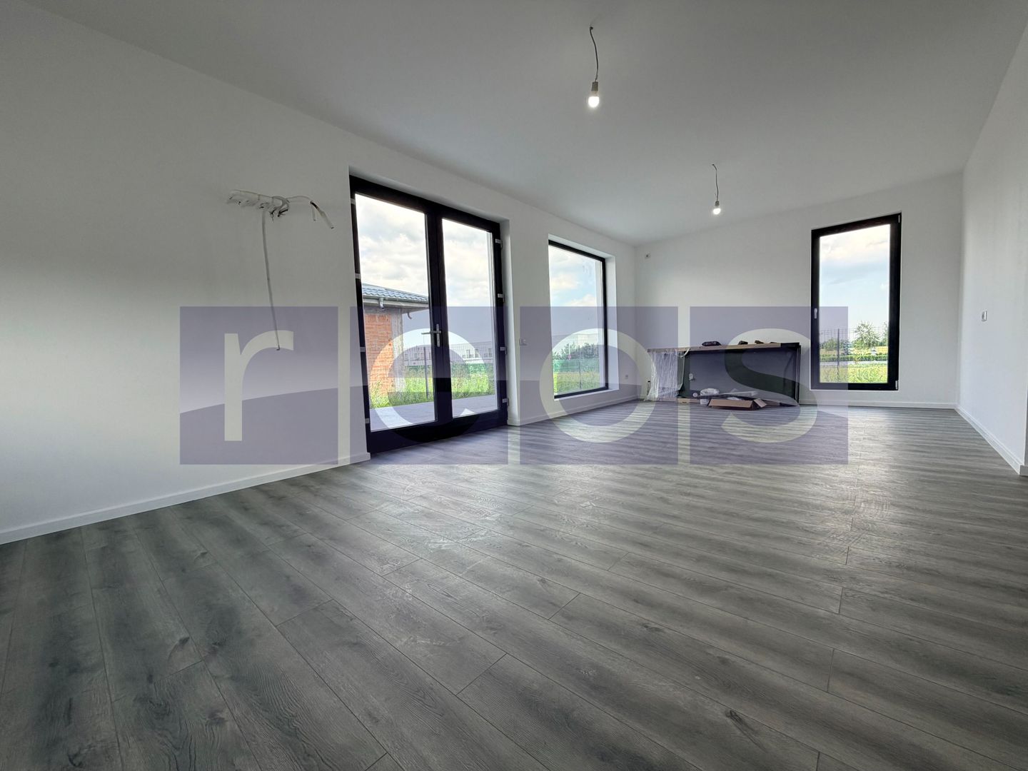 CASA INDIVIDUALA  | 3 DORMITOARE | CURTE PROPRIE | TUNARI - Poză 7