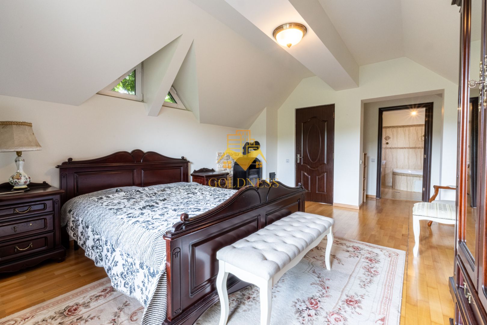 Casa individuala, 5 camere, dressing,garaj, 1000 mp gradina, Borhanci - Poză 20