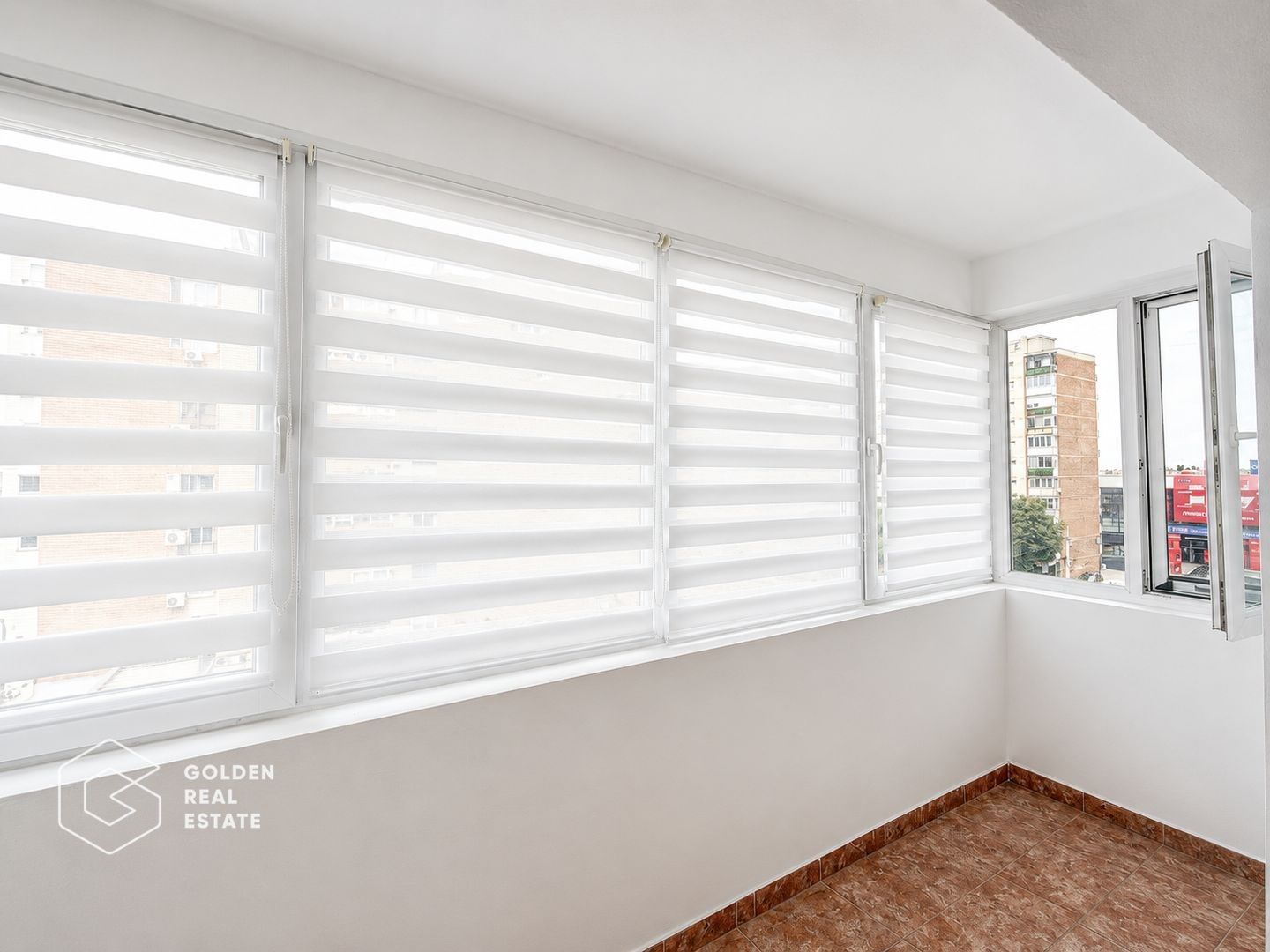 Apartament 2 camere, recent renovat, etajul 4, zona Fortuna - Poză 4