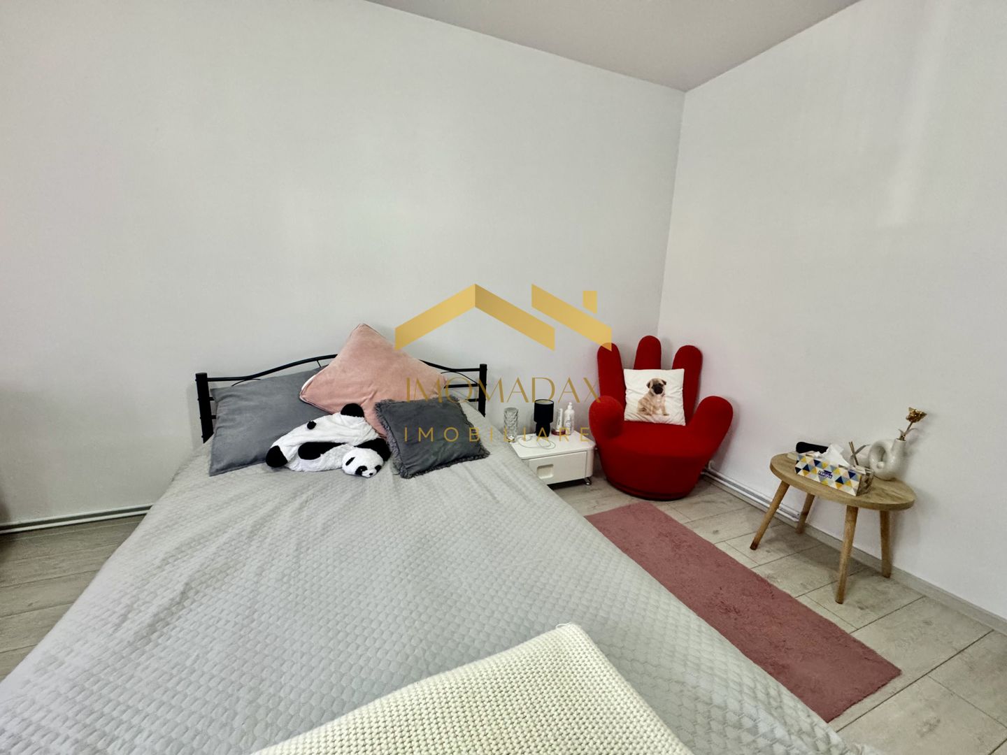 Lunei-Apartament 1 Camera-Centrala Proprie - Poză 5