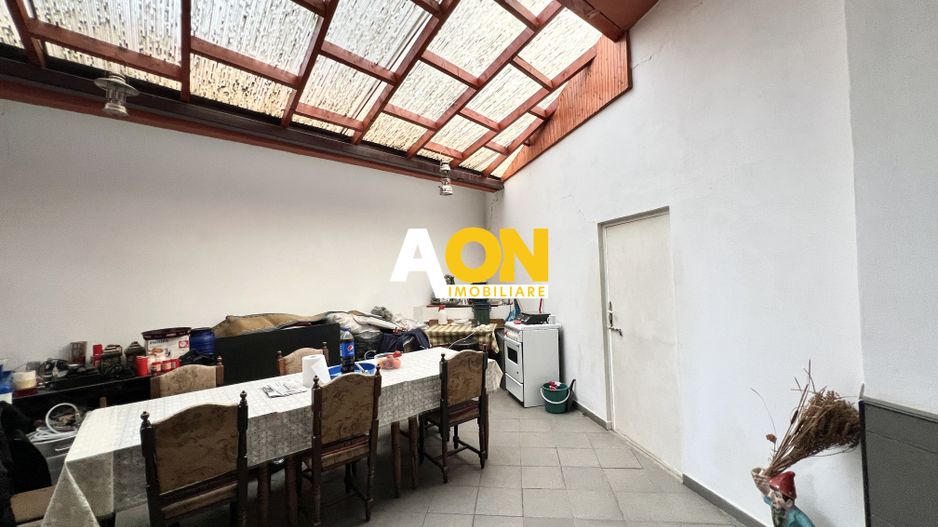 Casa pretabila Pensiune/Camin de Varstnici + Spatii Comerciale Parter - Poză 10