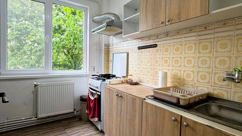 Închiriez apartament 2 camere – Mazepa 1 - Poză 1
