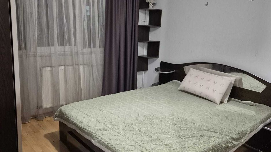 Apartament 3 camere, 2 băi, balcon, bloc reabilitat, Sector 2, 70 mp - Poză 1