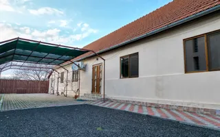 Casă cu 5 camere în Vladimirescu - Poză 19