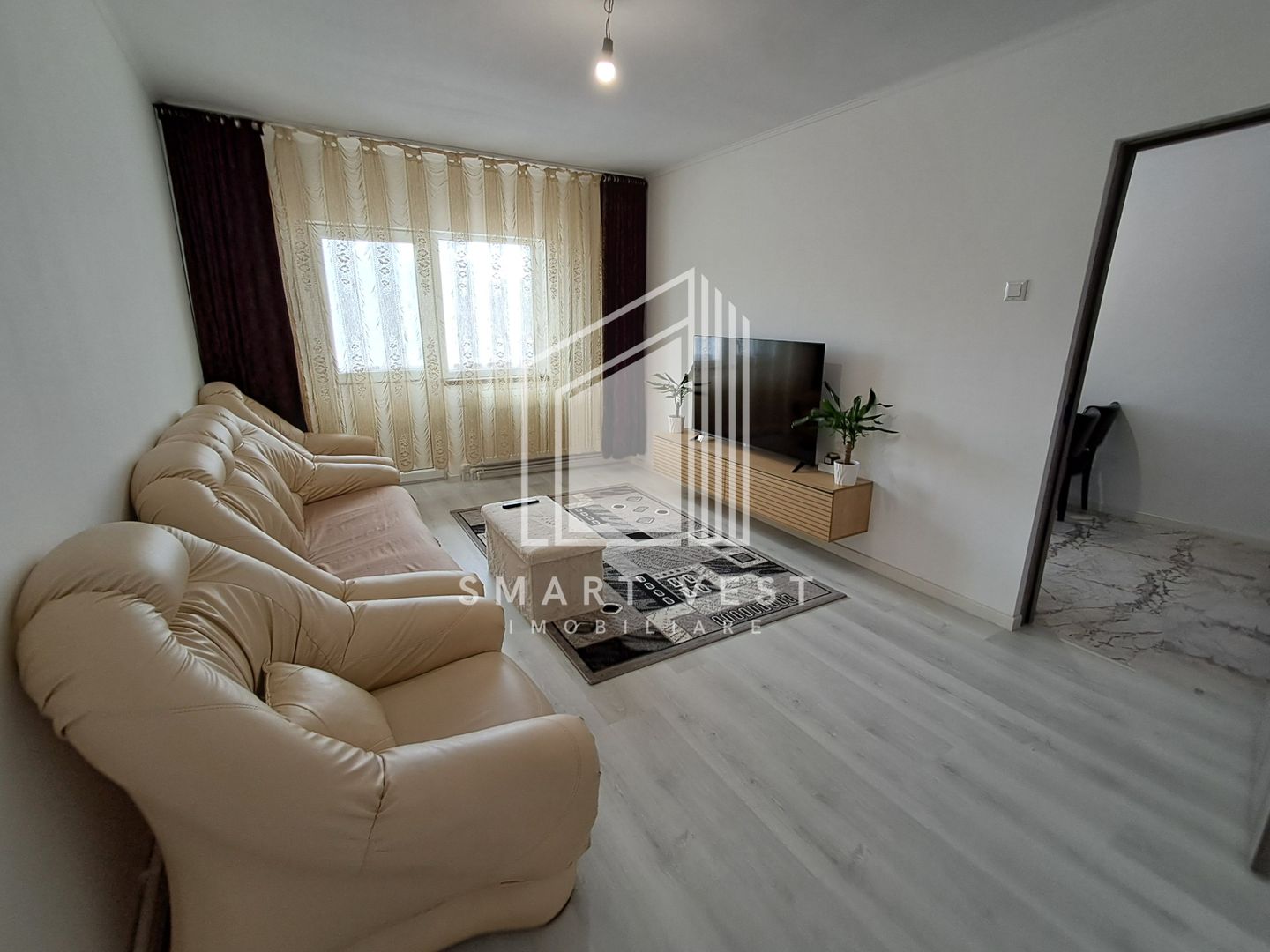 Apartament 3 camere | Etajul 3 | Zona Micro 17 - Poză 3