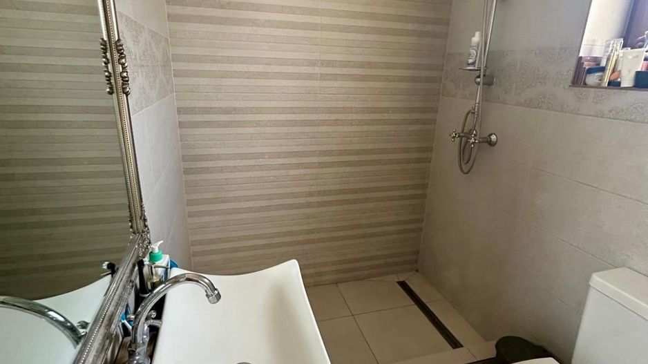 Casa tip instruita cu poziție buna - Poză 11