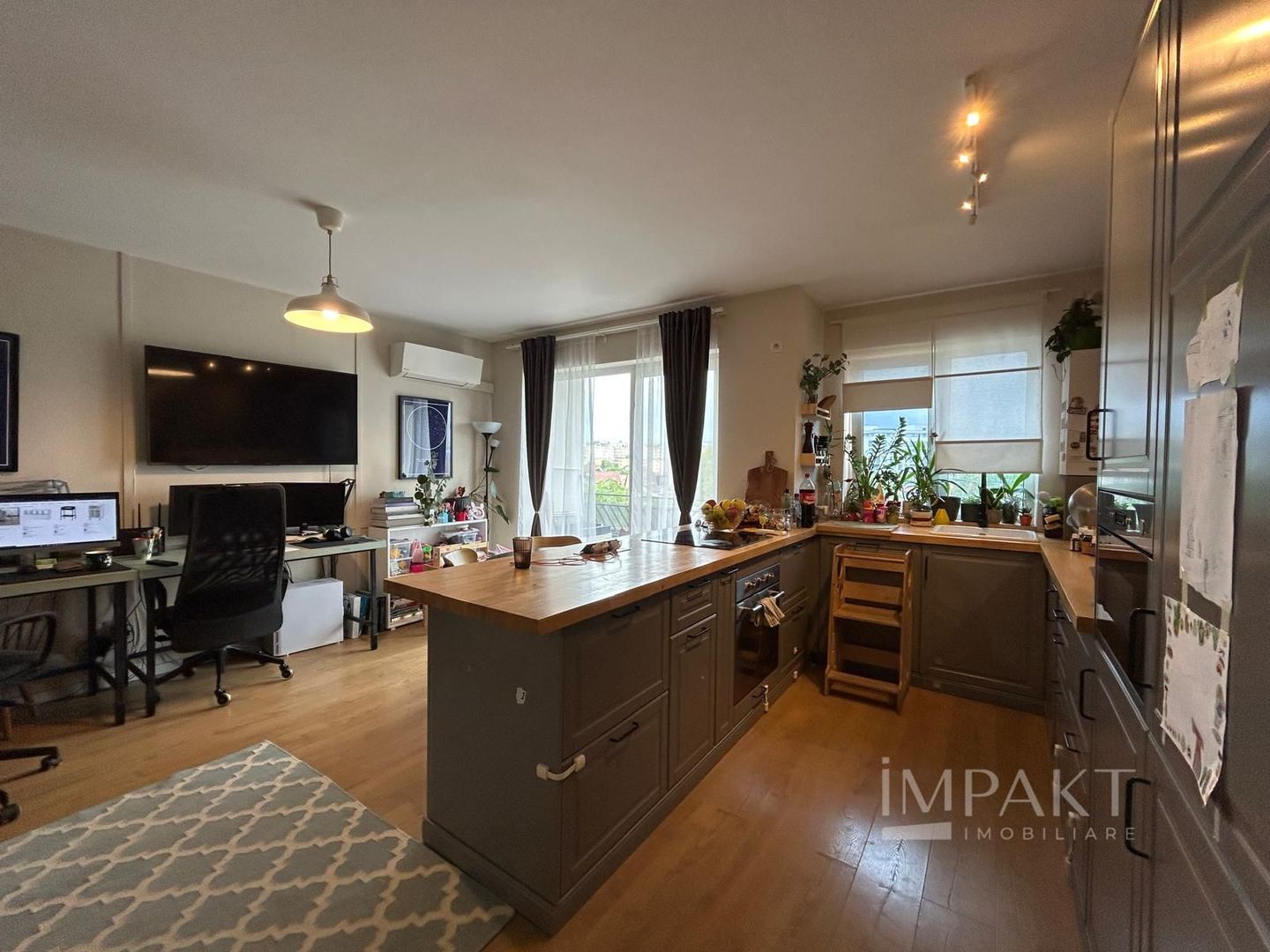 Vanzare apartament modern in Piata 1 Mai! - Poză 4