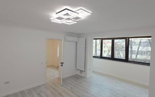 Apartament 2 camere, Cișmigiu-Plevnei, renovare nouă, vedere frumoasă. - Poză 2