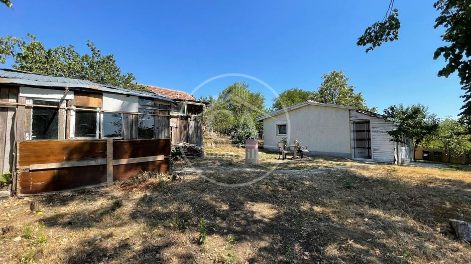 Casa de vanzare cu 2 camere in zona Sintelec, Bihor. - Poză 10