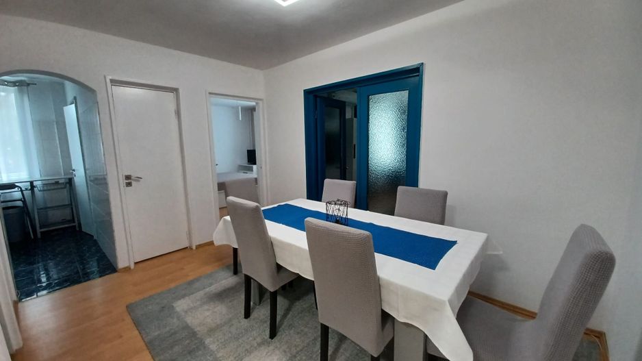 Chirie, 2 dormitoare, str. Sovata. 400 E/lună negociabil. Comision 0. - Poză 1