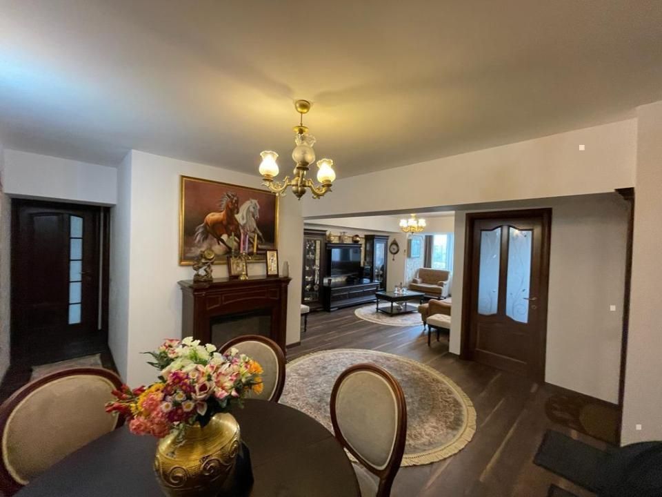 Unirii - P-ta ALBA IULIA, apartament 3 camere decomandate, etaj 5 - Poză 2