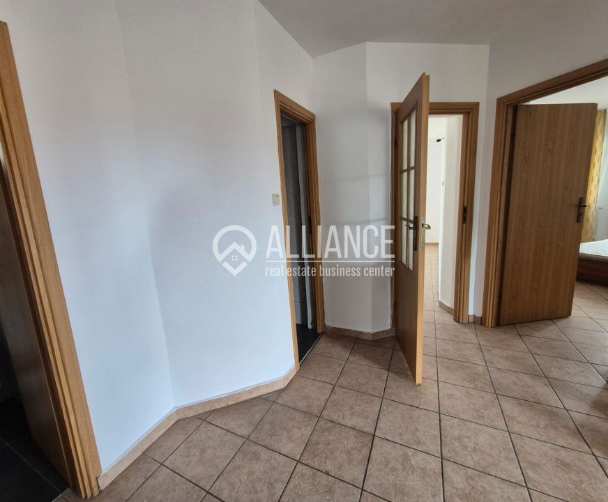 TECHIRGHIOL (COD 02)-  Vilă 10 camere ultracentrala - Poză 11