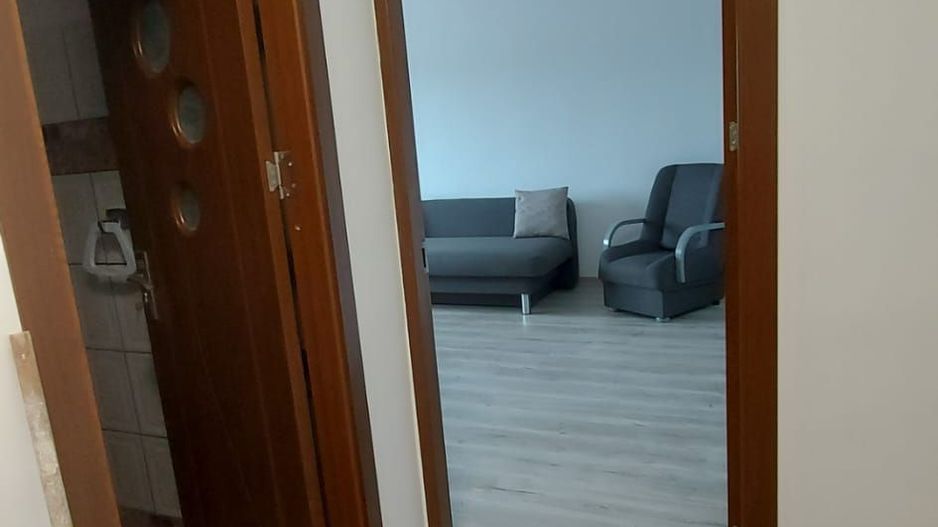 Garsonieră de închiriat parc milia Câmpina Ultracentral 42 mp - Poză 10