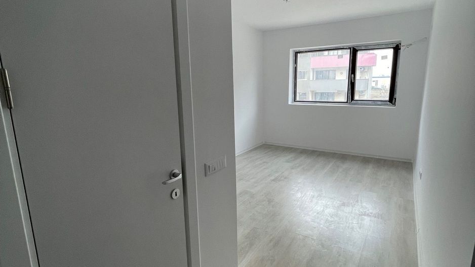 Apartament NOU 2 camere - Loc de parcare si boxa inclusa in pret - Poză 4