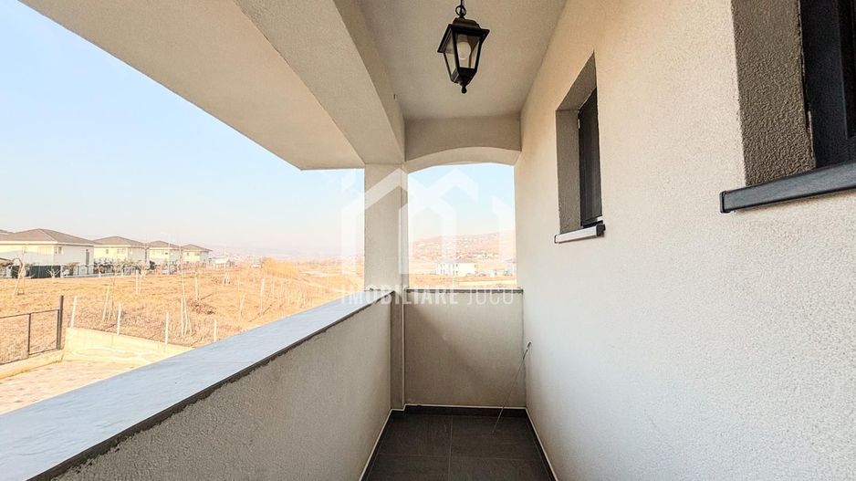 De Inchiriat Casa Individuala 4 camere, 140mp, teren 550mp, Campenesti - Poză 13