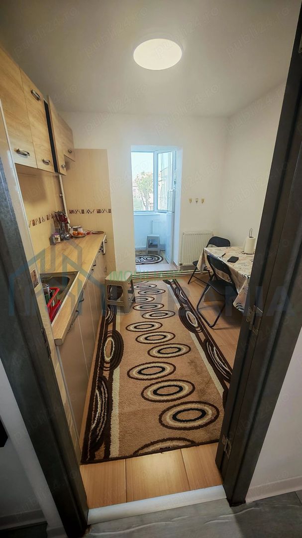 Apartament de închiriat, 3 camere, zona Nicolina, Alexandru cel Bun - Poză 5