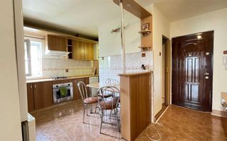 Apartament cu 3 camere 2 bai decomandat situat in zona Odobescu - Poză 4