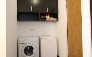 Corneliu Copusul, o camera, centrala proprie. - Poză 9