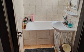 Apartament 2 camere de vânzare - Craiovița noua - Poză 8