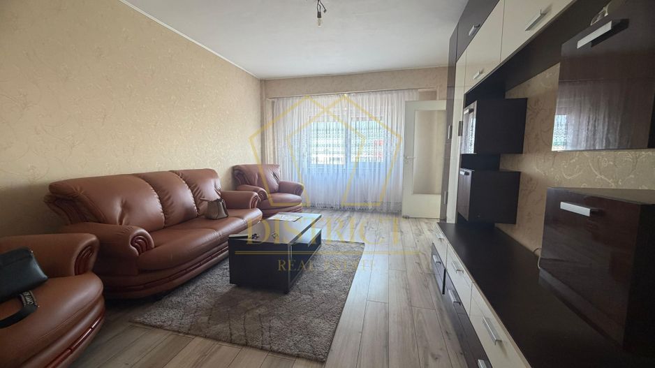 Apartament decomandat cu 5 camere si 2 bai, etaj 2| Calea Buziasului - Poză 1
