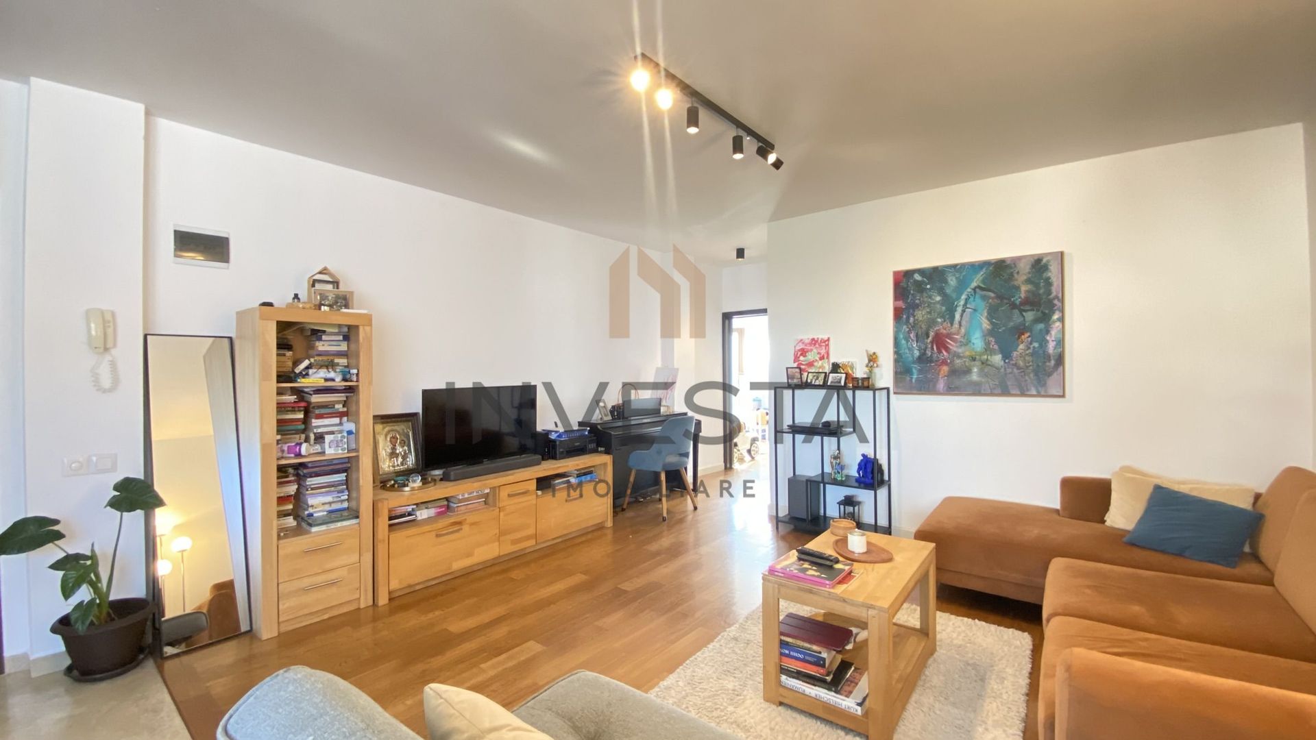 Apartament cu 3 camere , singur pe nivel, loc de parcare, Buna Ziua - Poză 2